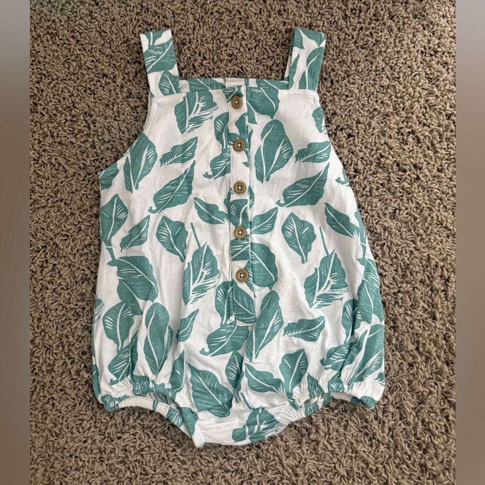 Kate Quinn The Woods Leaf Print onsie 3T